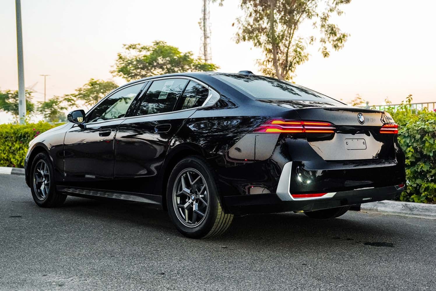 بي إم دبليو 530i (٢٠٢٦) — 4