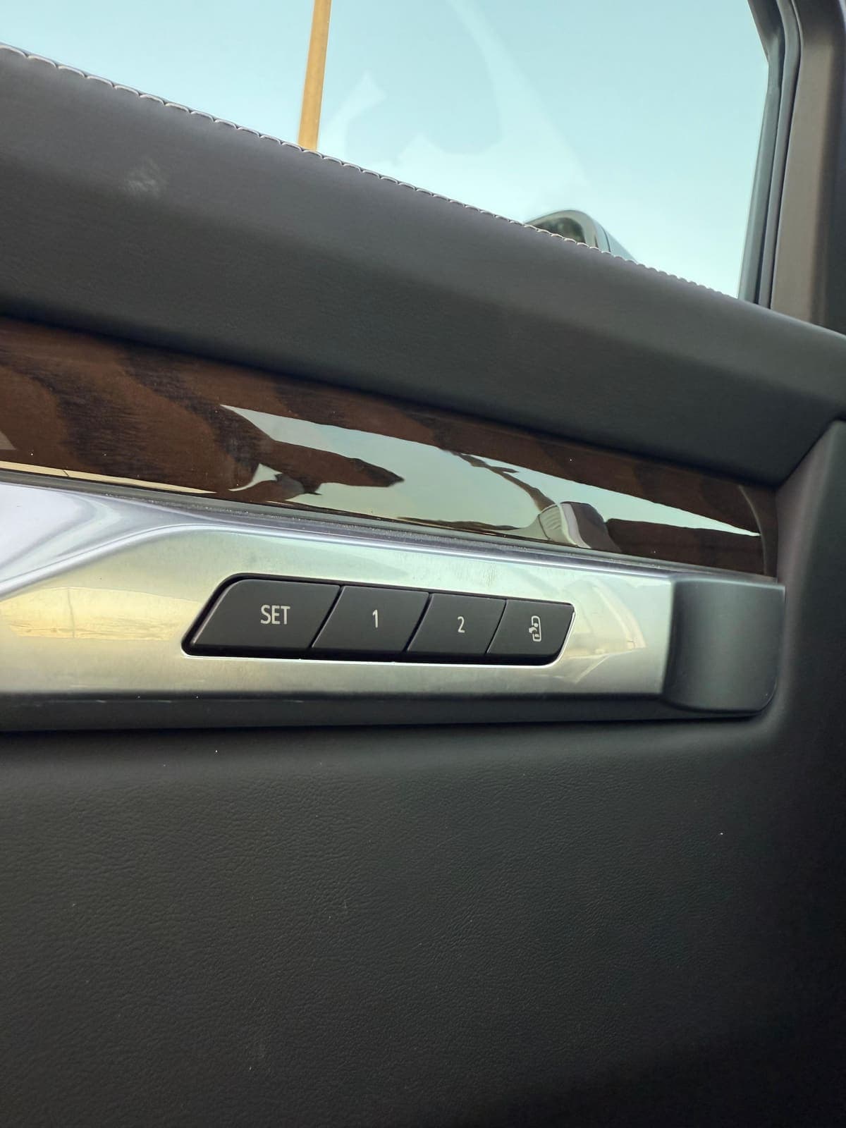 Cadillac Escalade Sport Platinum — 5