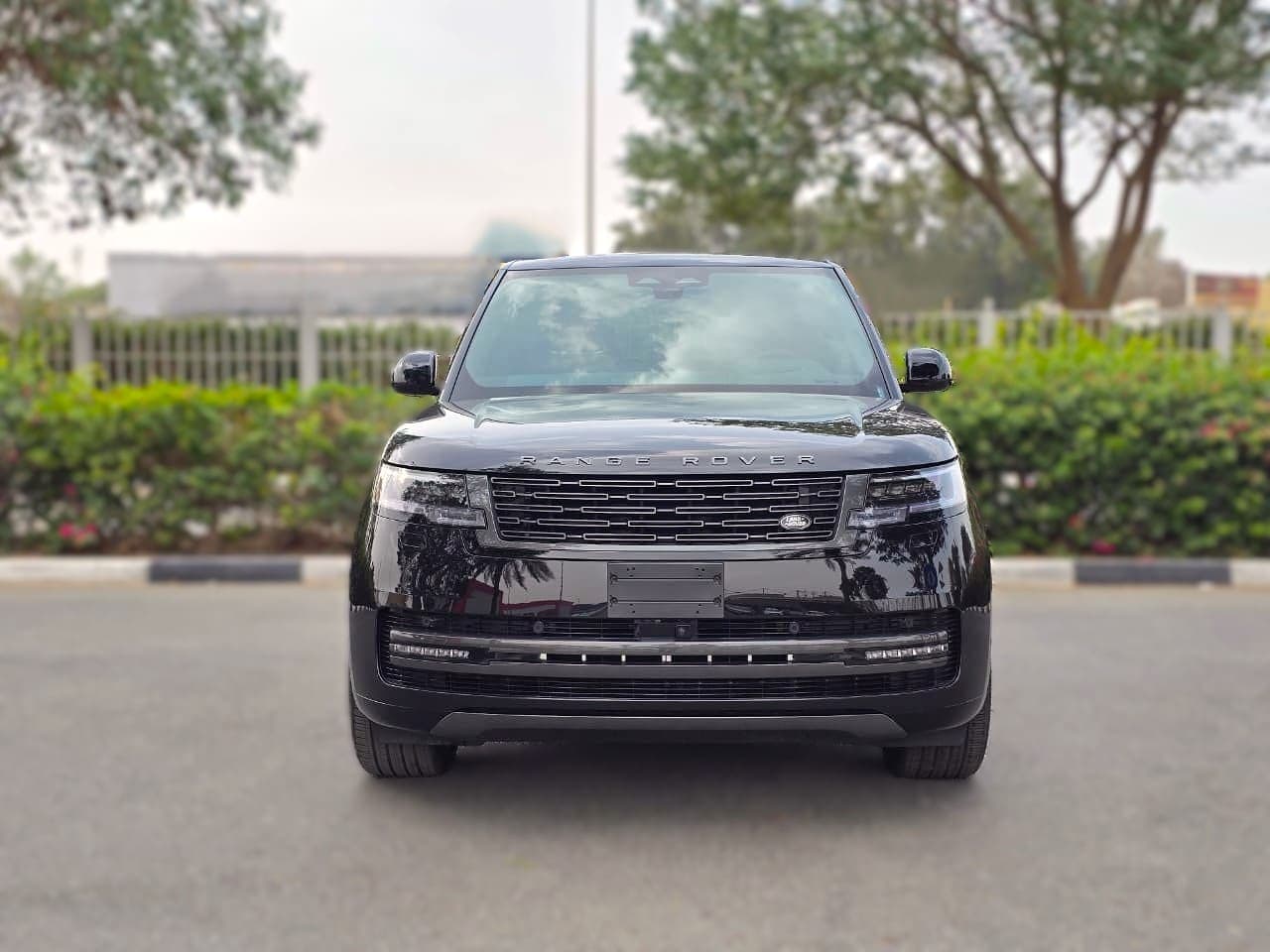 Range Rover P400 V6