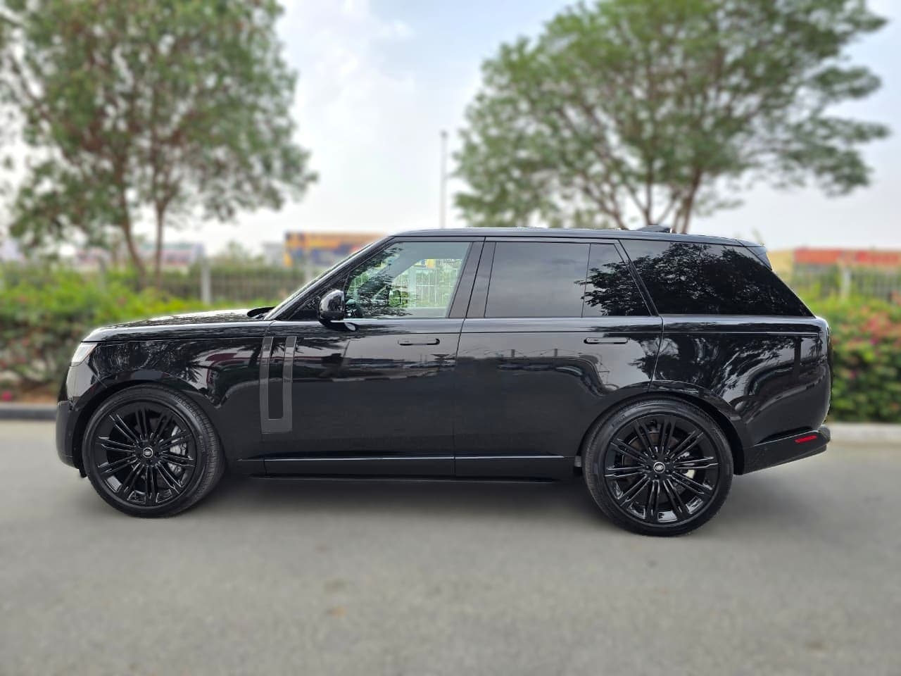 Range Rover P400 V6 — 4