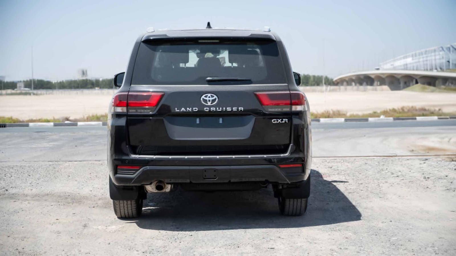 لاندكروزر 300 GXR ٤.٠ل — 5